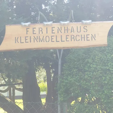 Kleinmoellerchen * Neu Poserin