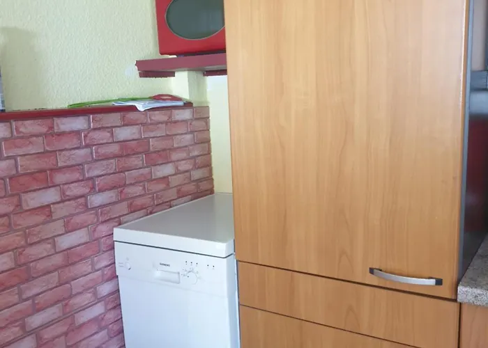 Kleinmoellerchen Neu Poserin